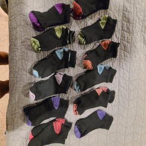 Set of 12 pairs Avia Socks, size 12-4 youth